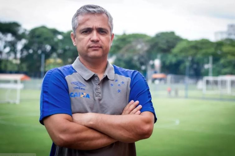 Técnico Alexandre Grasseli foi campeão brasileiro sub-20 pelo Cruzeiro