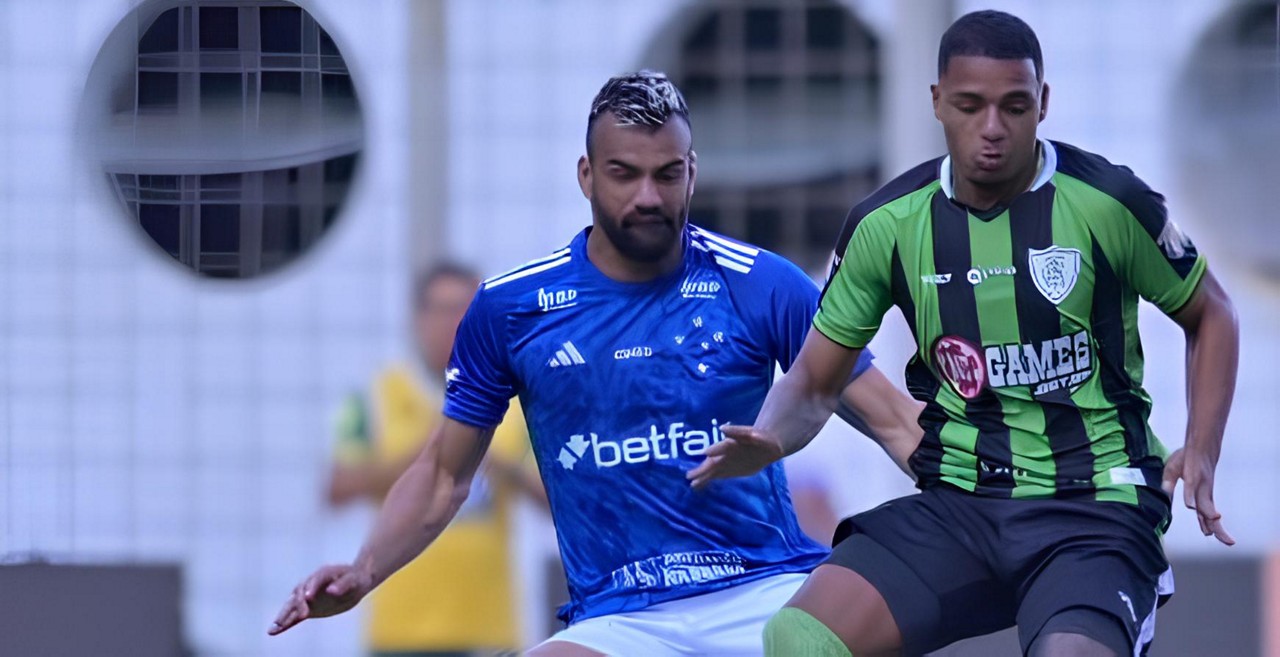 Fabricio Bruno pregou resiliência ao elenco do Cruzeiro para a temporada