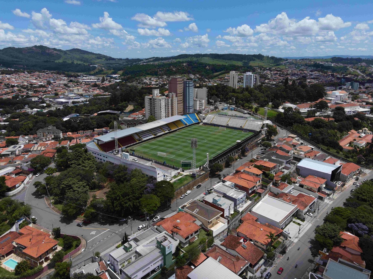 Estádio será demolido para abrigar uma nova arena