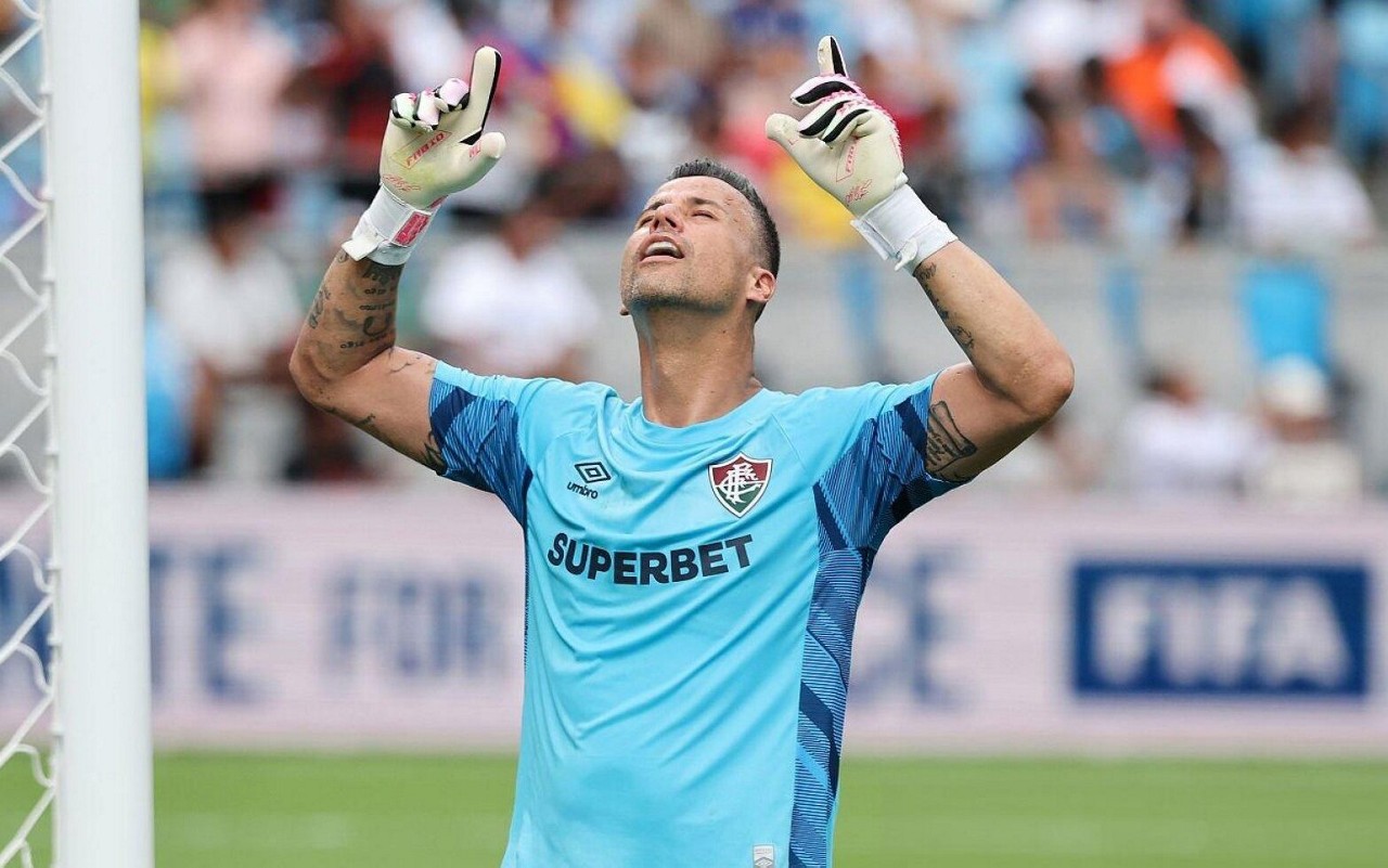 Aos 44 anos, Fábio foi destaque no Mundial de Clubes da Fifa nos Estados Unidos (Foto: Michael Reaves/AFP)