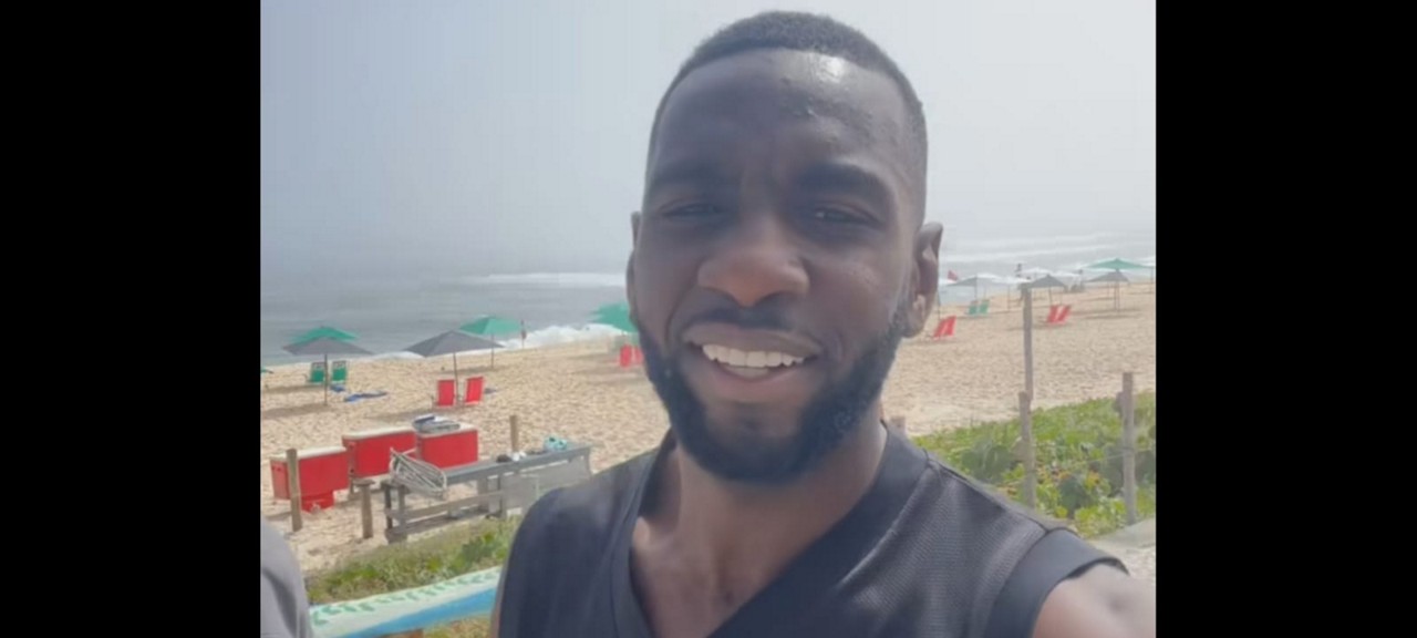 Bolasie postou vídeo em uma das praias do Rio de Janeiro
