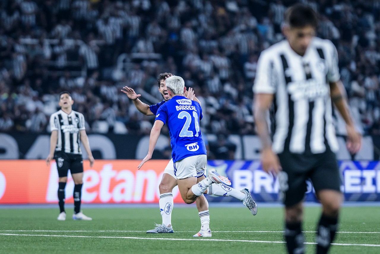 Barreal fez um belo gol após passe de Matheus Pereira