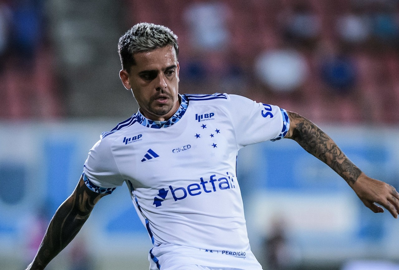 Fagner lamentou empate do Cruzeiro em clássico com o Atlético