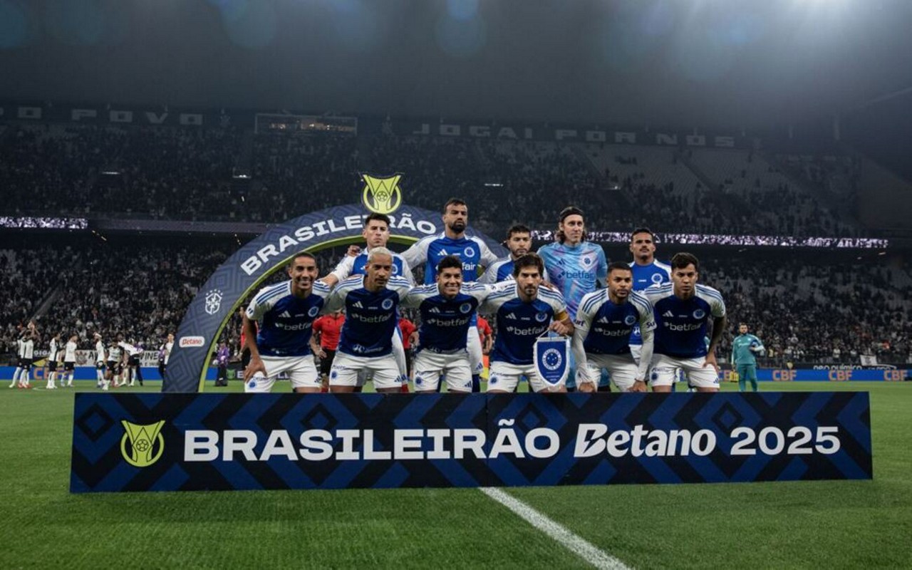 Visando Libertadores, equipe celeste é candidata ao título