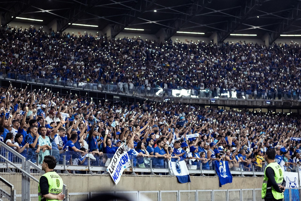 Torcida do Cruzeiro promete lotar o Mineirão para empurrar o time contra o Ceará