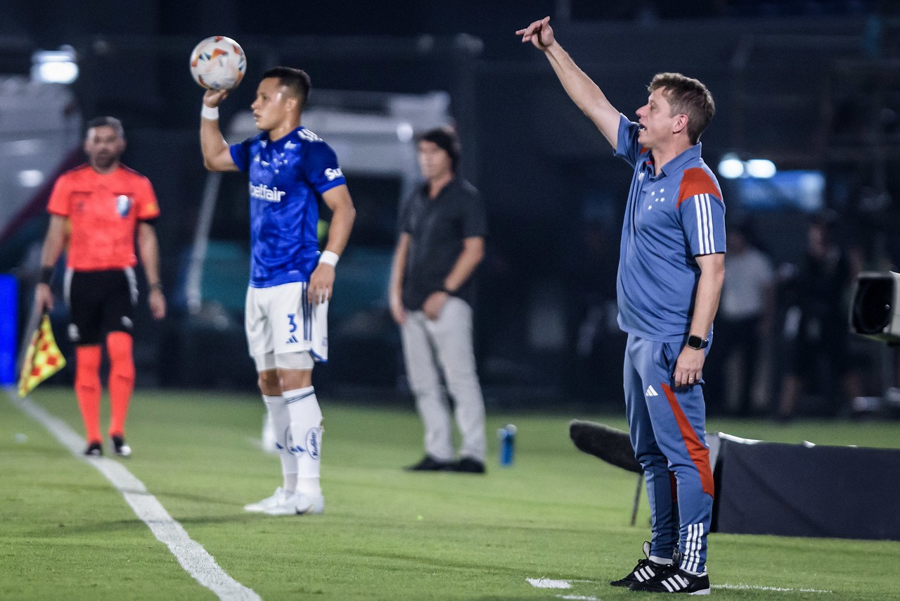 Seabra realizará alterações na equipe titular