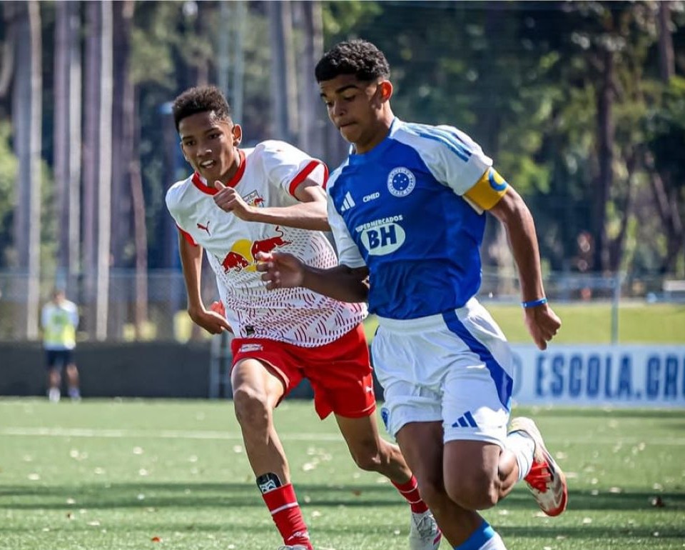 Cruzeiro empata com o Red Bull Bragantino em partida disputada na Toca da Raposa 1