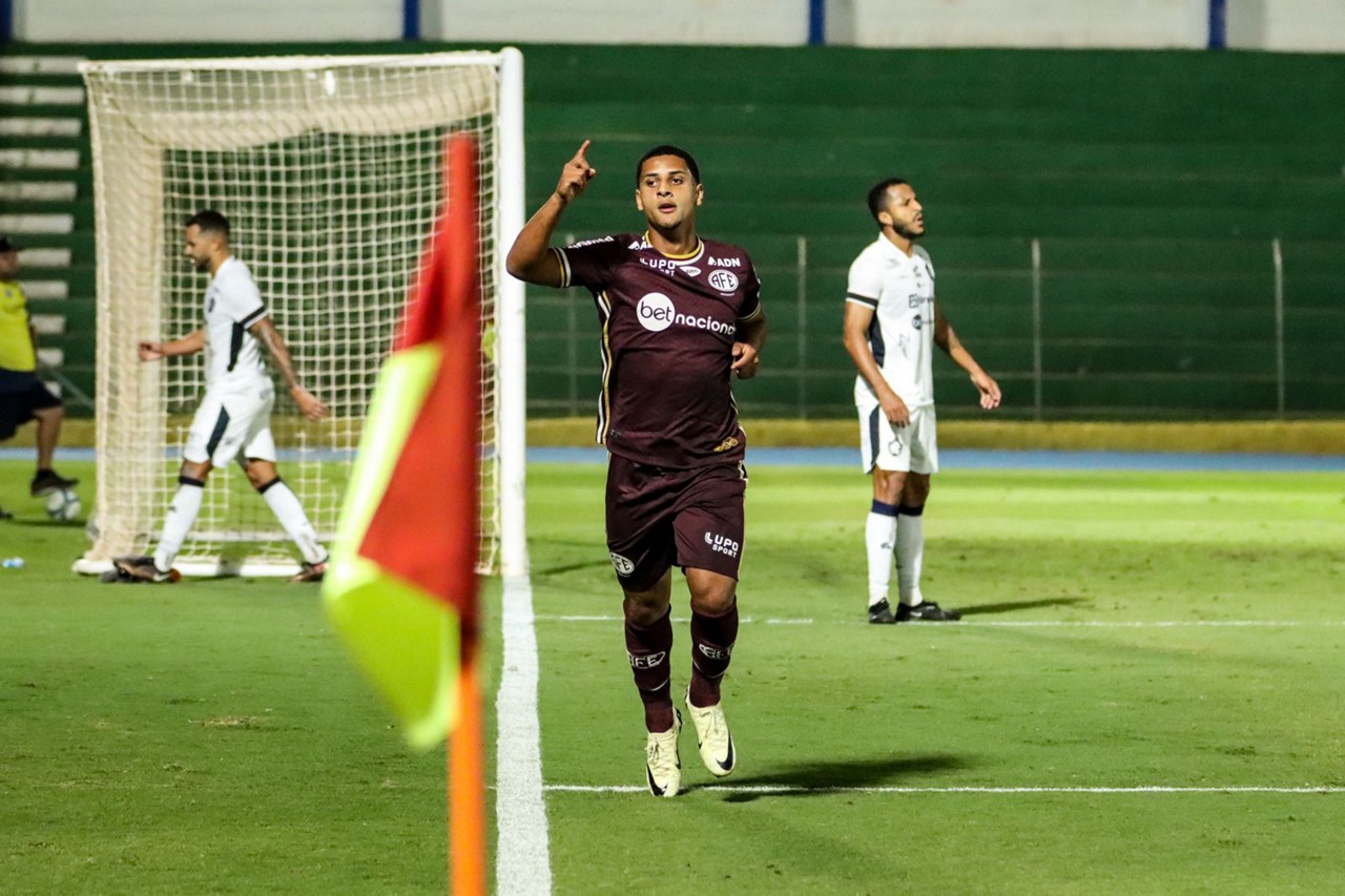 Fernando anotou um gol pela Ferroviária na temporada