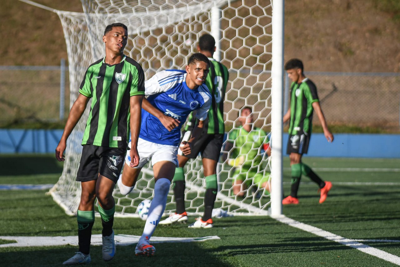 Cruzeiro vem de goleada sobre o América
