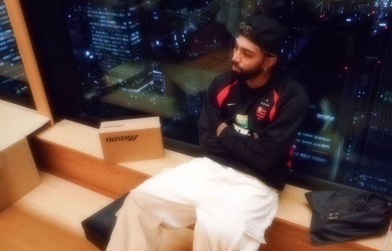 Gabigol visitou dependências de sua principal patrocinadora