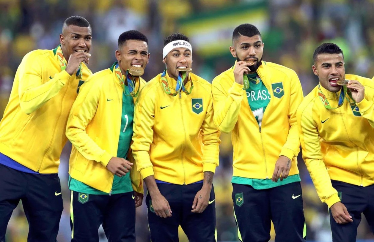 Walace e Gabigol foram campeões olímpicos pela seleção brasileira em 2016