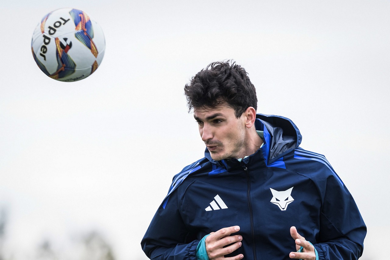 Dinenno durante treino em Bradenton-EUA