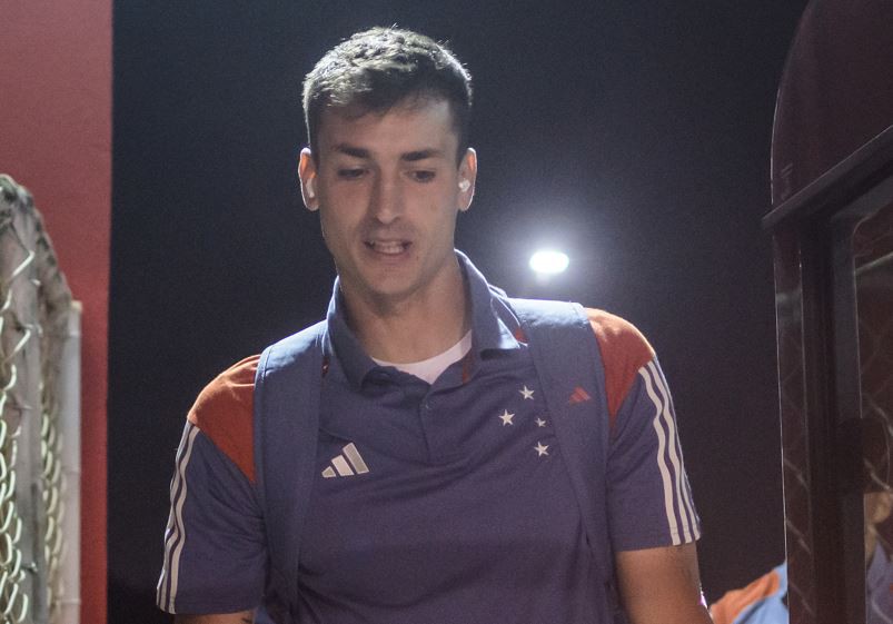 Atacante Juan Dinenno teve lesão confirmada e terá que ser operado