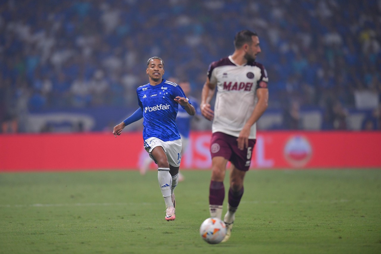 Matheus Pereira contribuiu na jogada do gol de Kaio Jorge