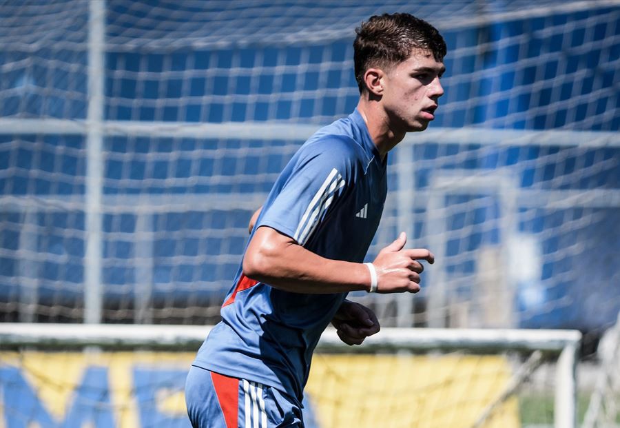 Defensor é filho de campeão pelo Brasil