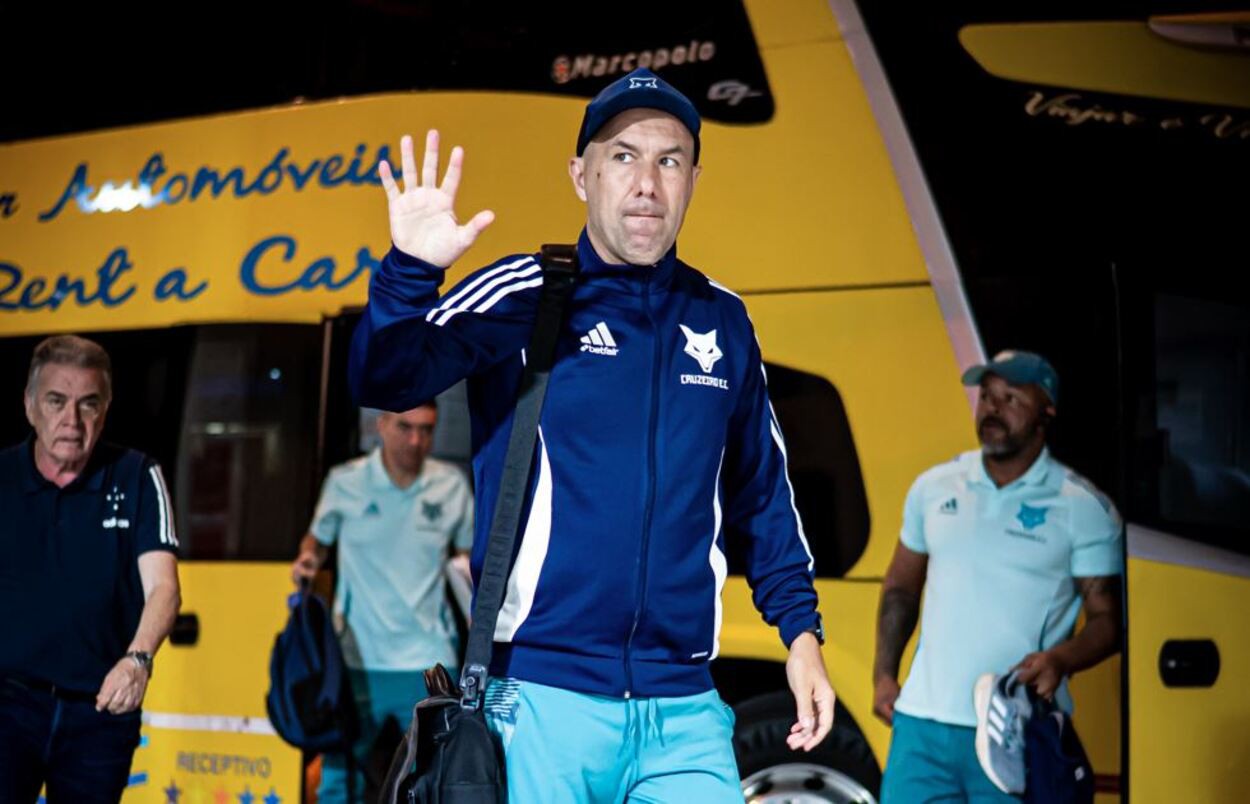 Jardim chegou à Arena Castelão, em Fortaleza