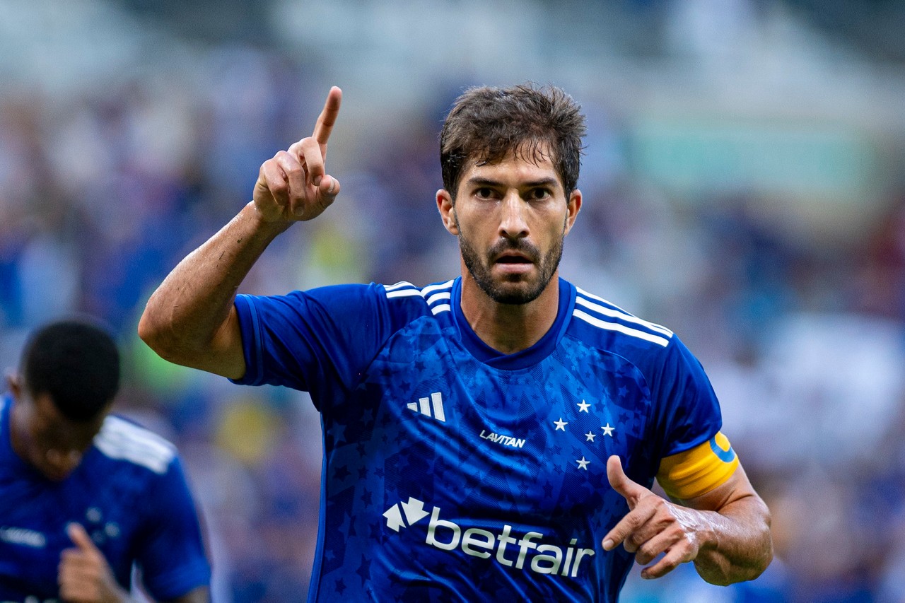 Lucas Silva tem 31 anos e nasceu em Bom Jesus de Goiás
