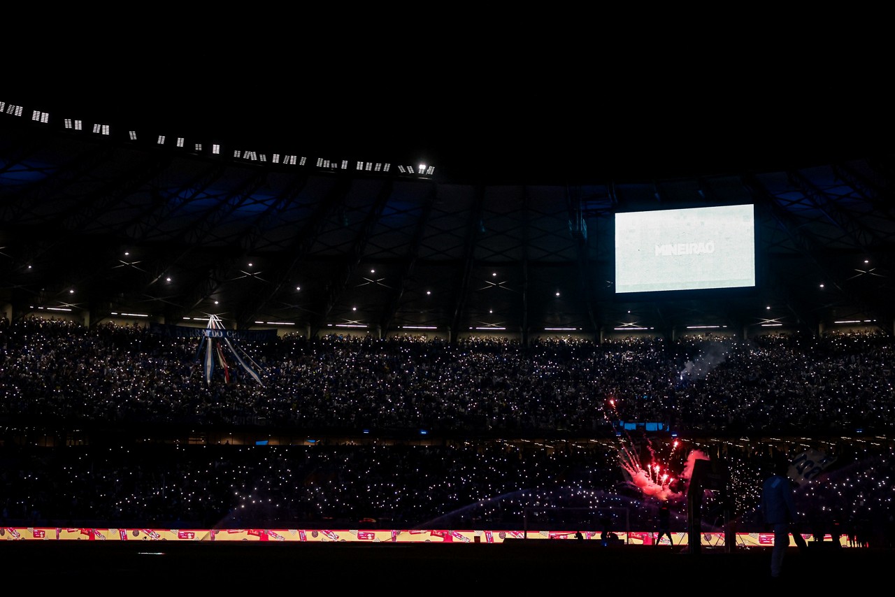 Cruzeiro bateu o recorde de público do 'novo' Mineirão diante do Atlético