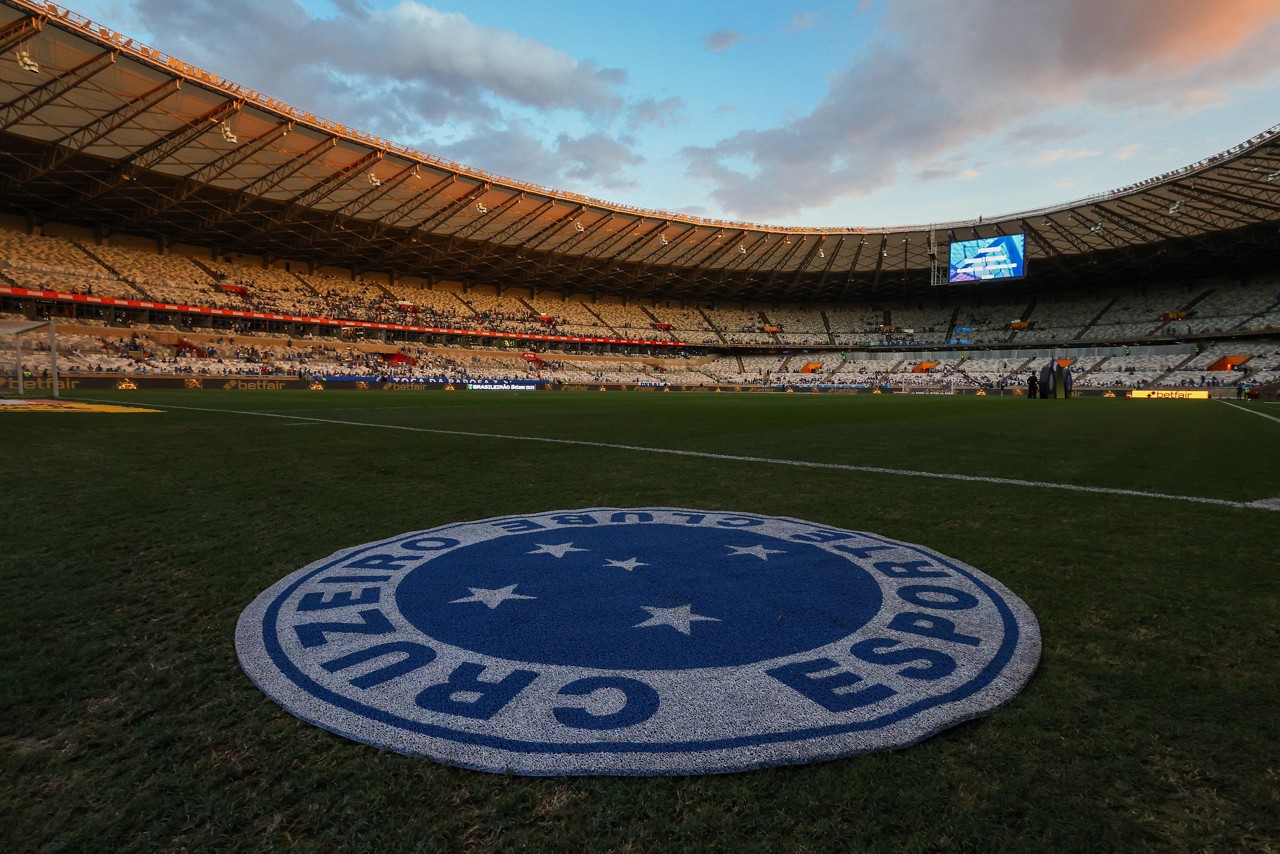 Duelo entre os times está marcado para as 19h30 (de Brasília)