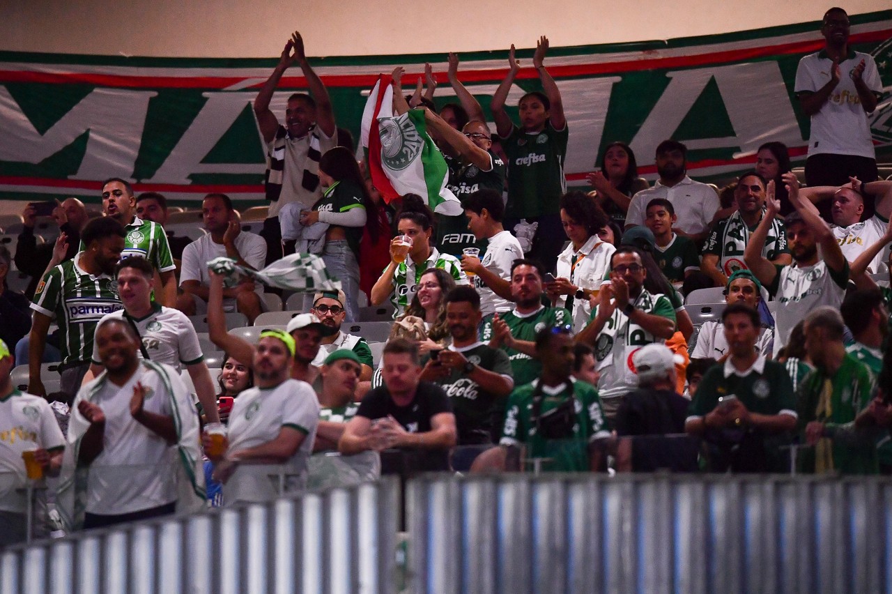 Cerca de 1.700 palmeirenses foram ao estádio