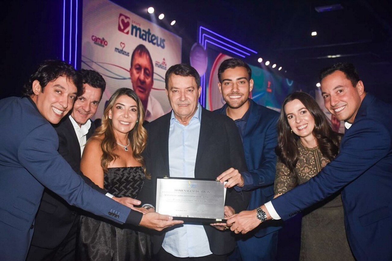 Família de Pedrinho e seu sócio no empreendimento, Waldir Rocha Pena
