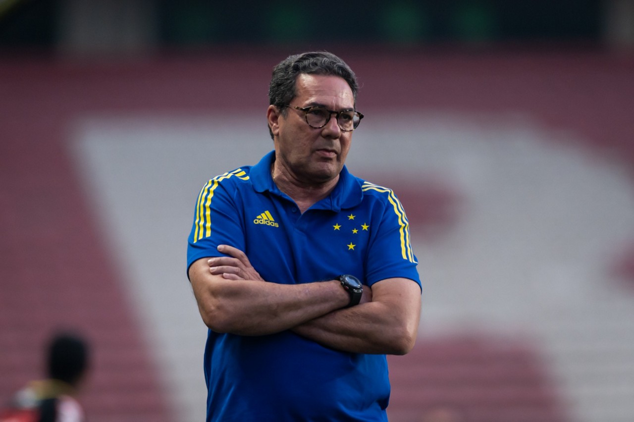 Última passagem de Luxemburgo como técnico do Cruzeiro aconteceu em 2021
