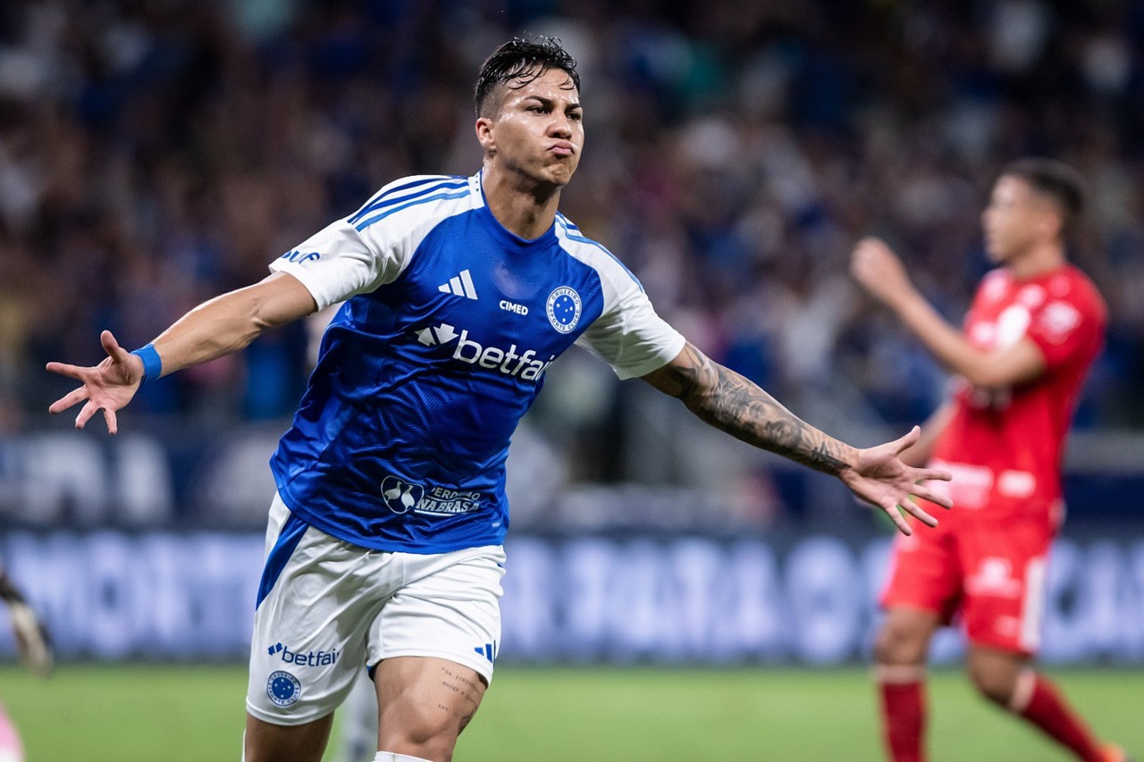 Kaio Jorge comemora um dos gols da vitória sobre o Vila Nova-GO, no Mineirão
