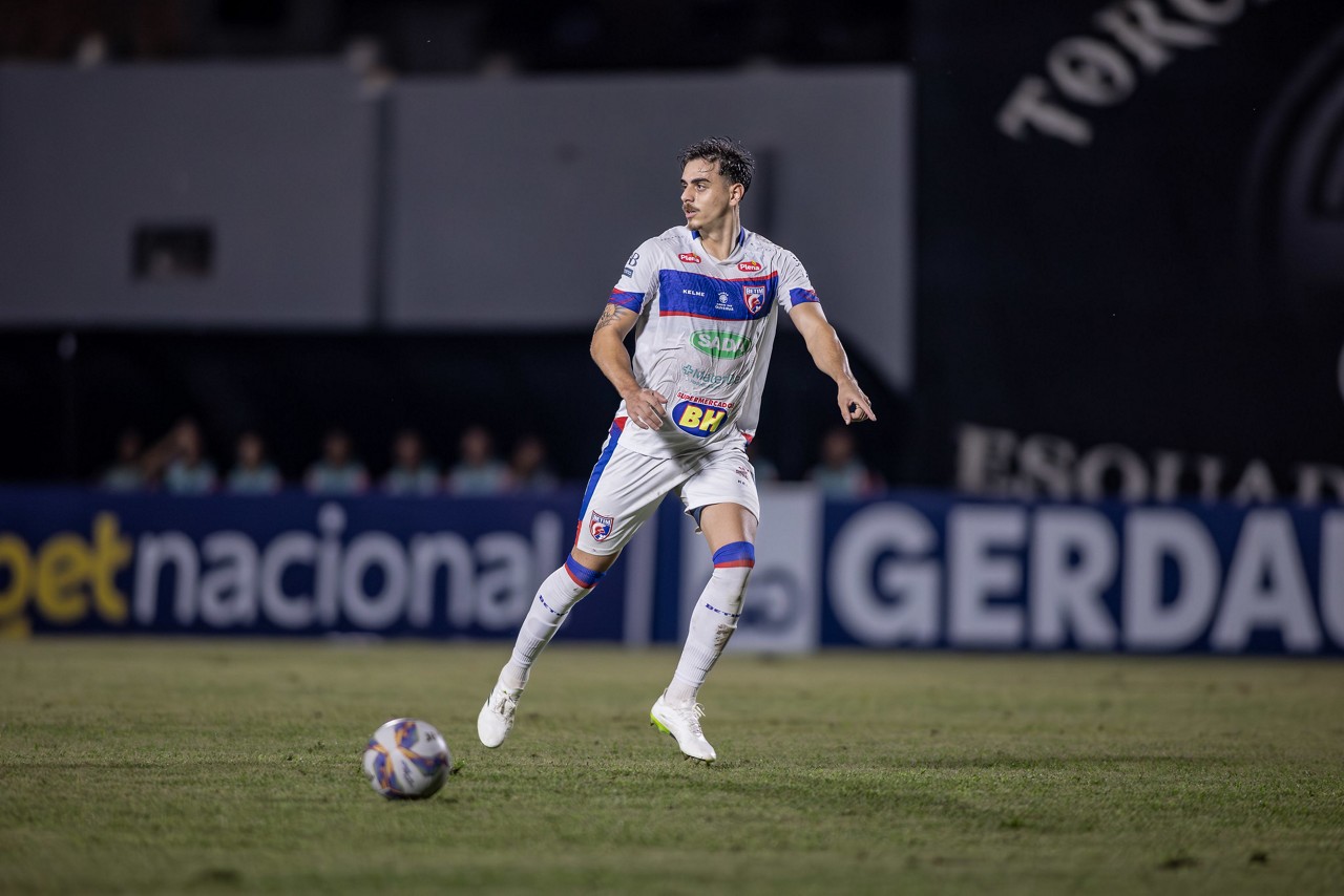 Weverton foi titular do Betim em todos os jogos que disputou