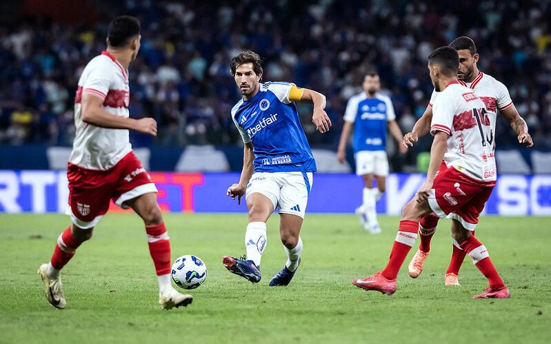 Cruzeiro e CRB não saíram do 0 a 0 no primeiro jogo, no Mineirão, quarta-feira (30) (Foto: Gustavo Aleixo/Cruzeiro)