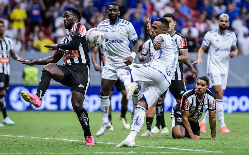 Marquinhos já disputou 17 jogos oficiais pelo Cruzeiro, com um gol e uma assistência (Foto: Gustavo Aleixo/Cruzeiro)