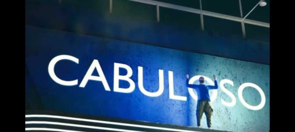 Gabigol Cabuloso, já com a camisa do Cruzeiro, em vídeo postado pelo clube