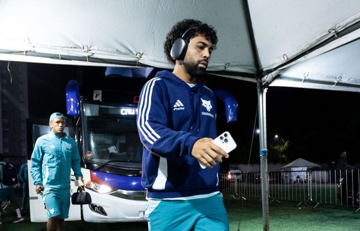 Gabriel Barbosa foi suplente nas últimas partidas