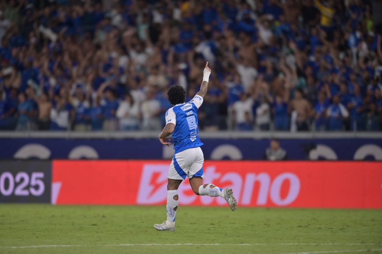 Gabigol e Kaio Jorge marcaram os gols da vitória cruzeirense contra o Flamengo