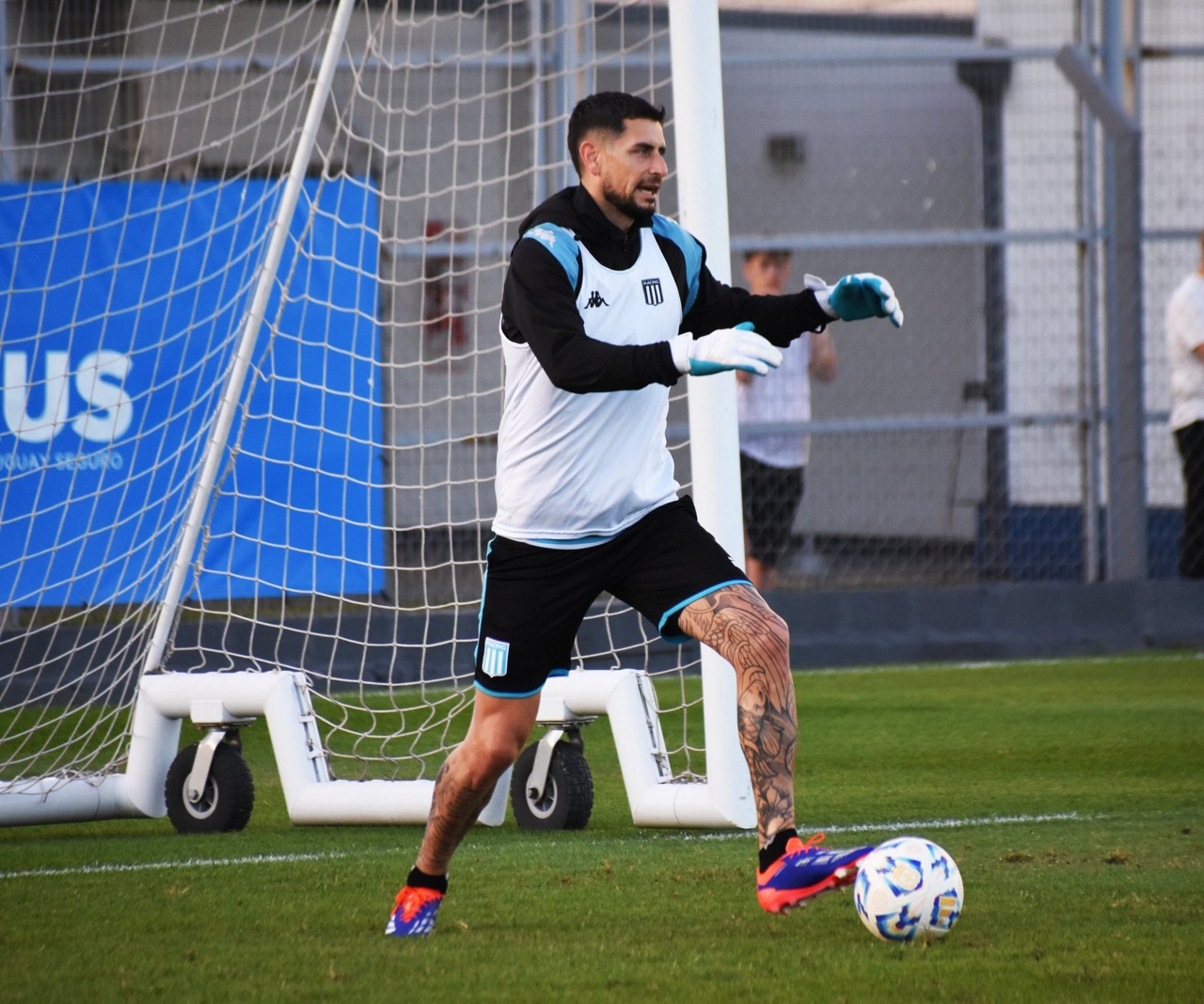 Gabriel Arias, goleiro do Racing, falou sobre o Cruzeiro