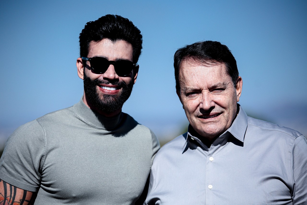Gusttavo Lima e Pedro Lourenço, dono da Raposa