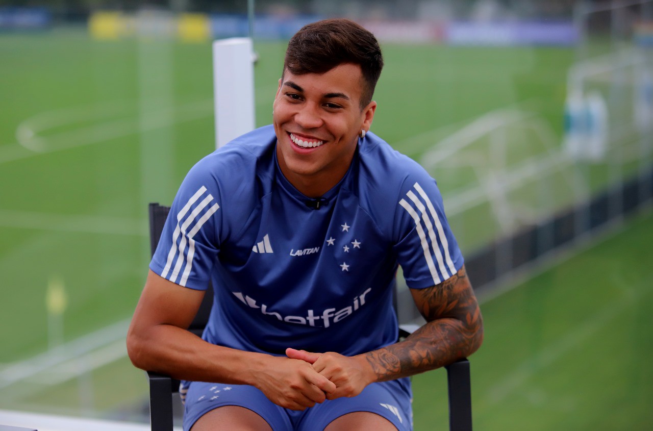 Kaio Jorge Pinto Ramos tem 22 anos e foi revelado pelo Santos