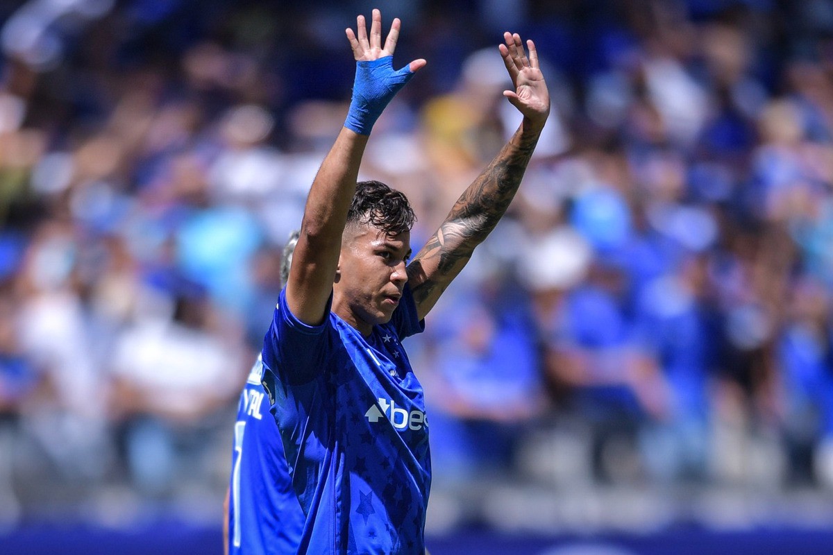 Kaio Jorge marcou um gol e deu assistência para outro na partida contra o Atlético-GO