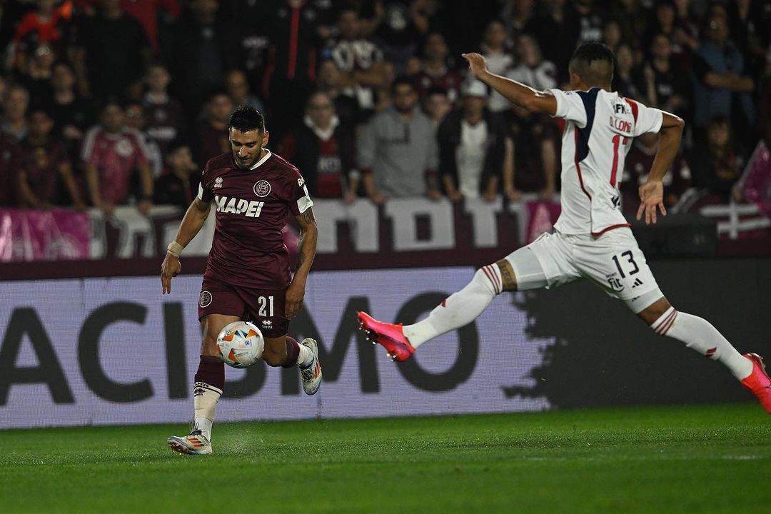 As equipes se enfrentaram pelo jogo de ida das quartas de final da Sul-Americana