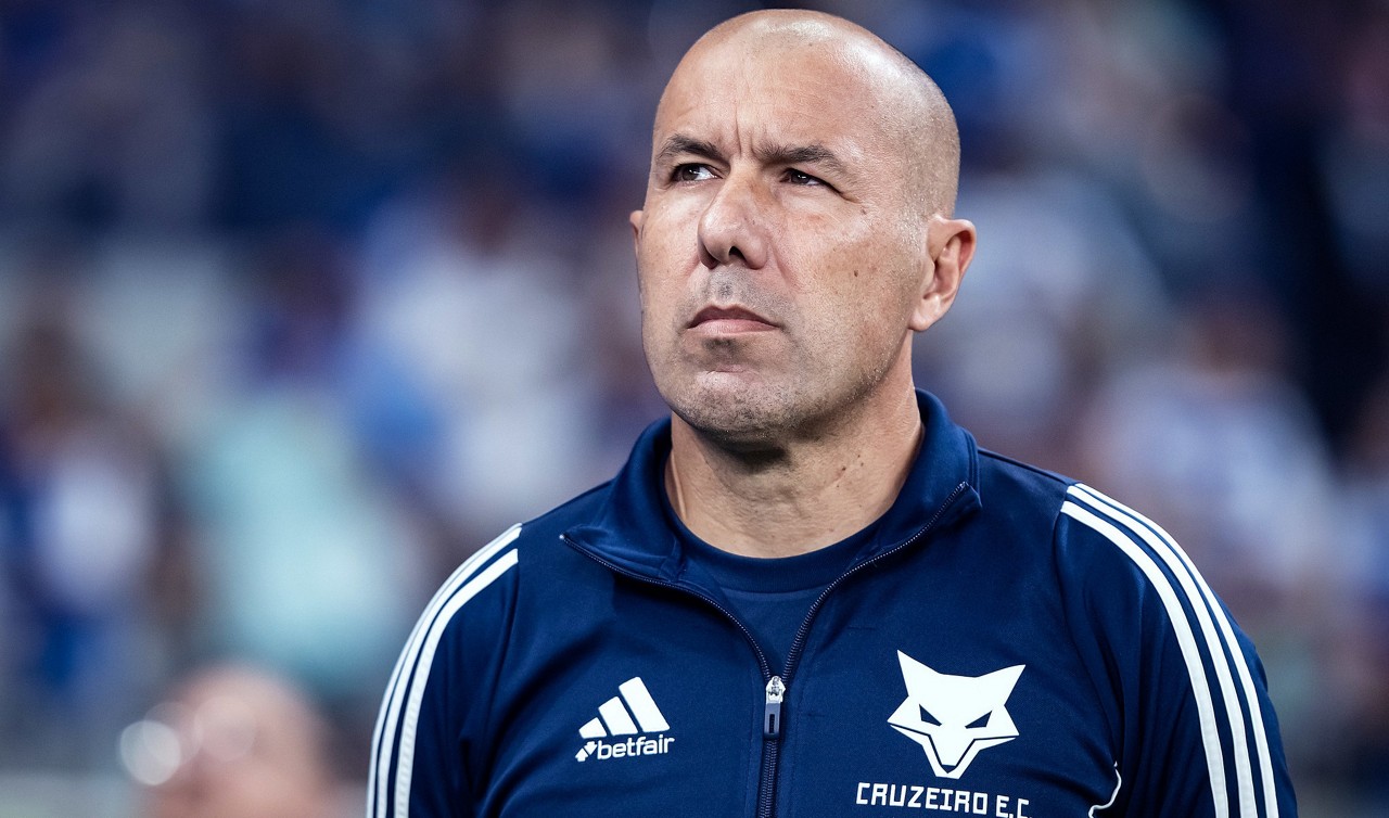 No primeiro clássico mineiro, Leonardo Jardim ficou no empate