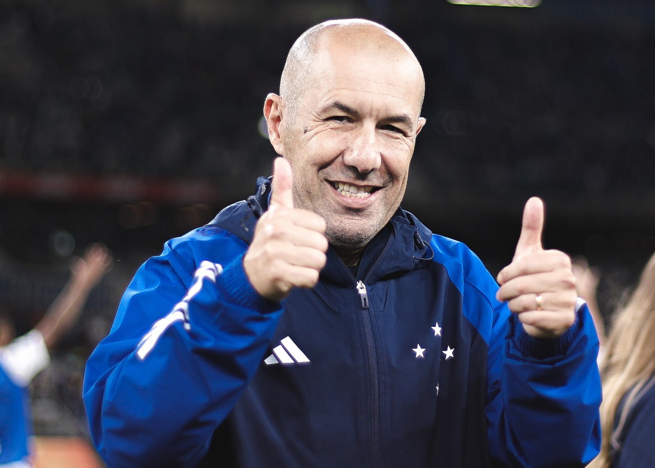 Leonardo Jardim salienta que, quando a parte coletiva é bem feita, a individualidade aparece