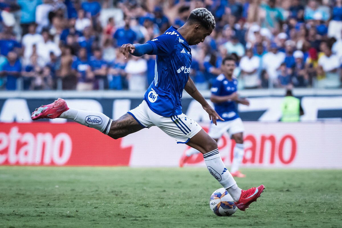 Matheus Pereira em partida contra o América, pelo Campeonato Mineiro 2025