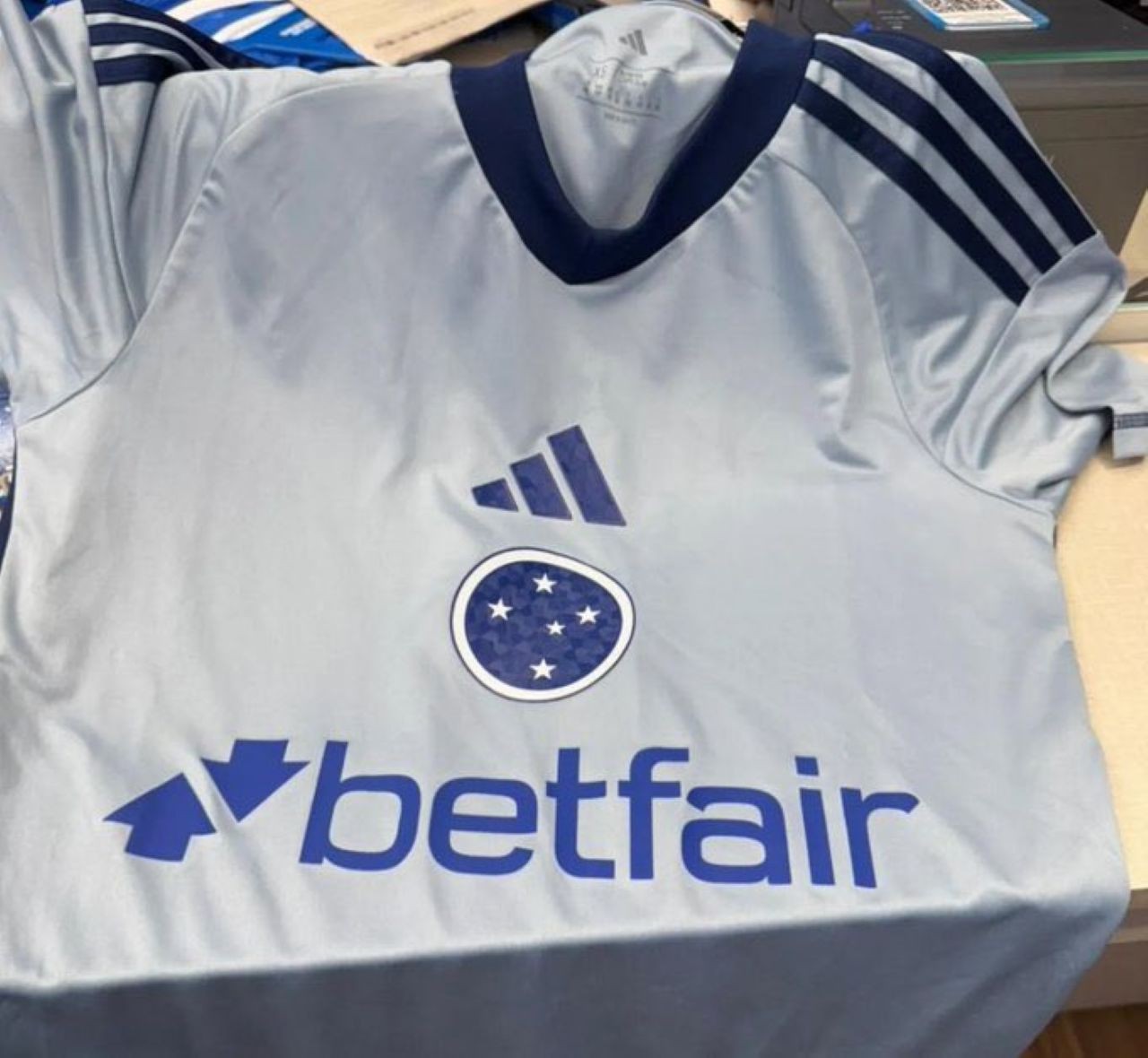 Suposta nova camisa de goleiro do Cruzeiro