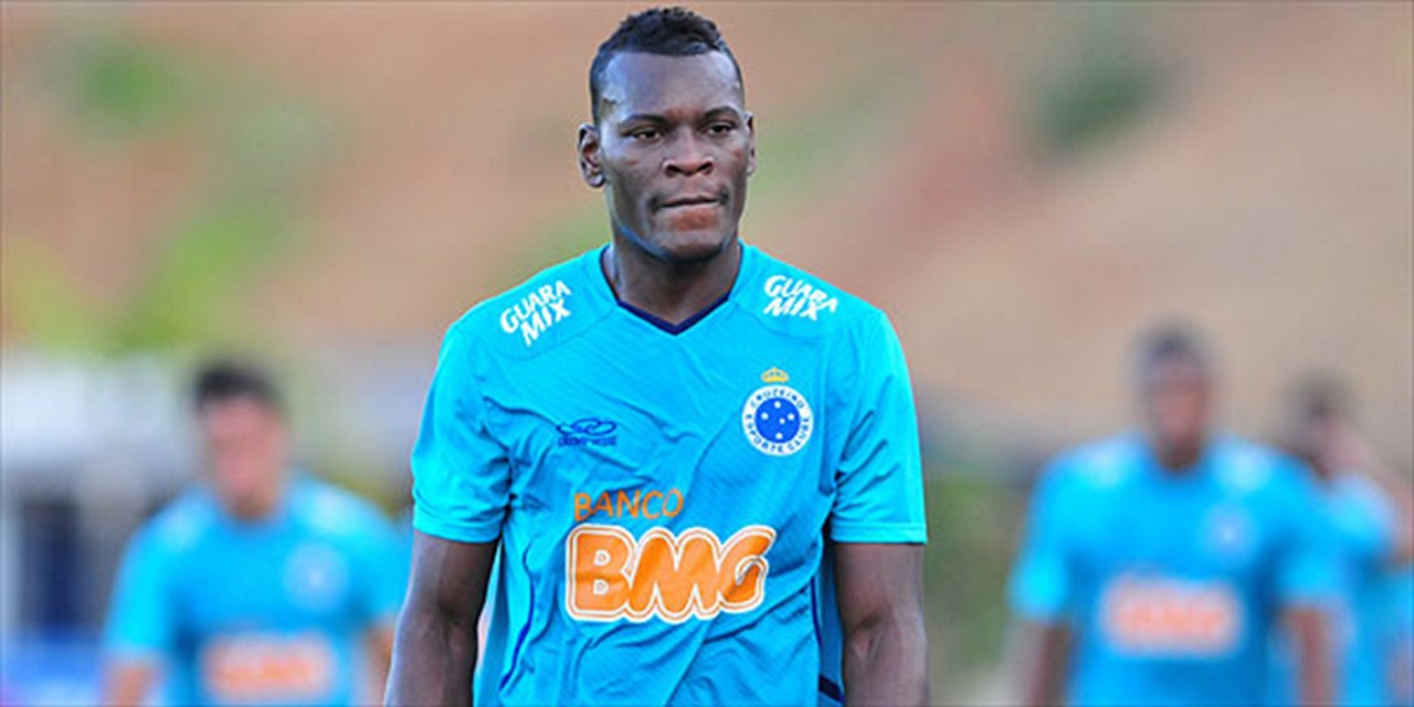 Paulão 'Caveirão' participou do título do Campeonato Brasileiro de 2013 pelo Cruzeiro