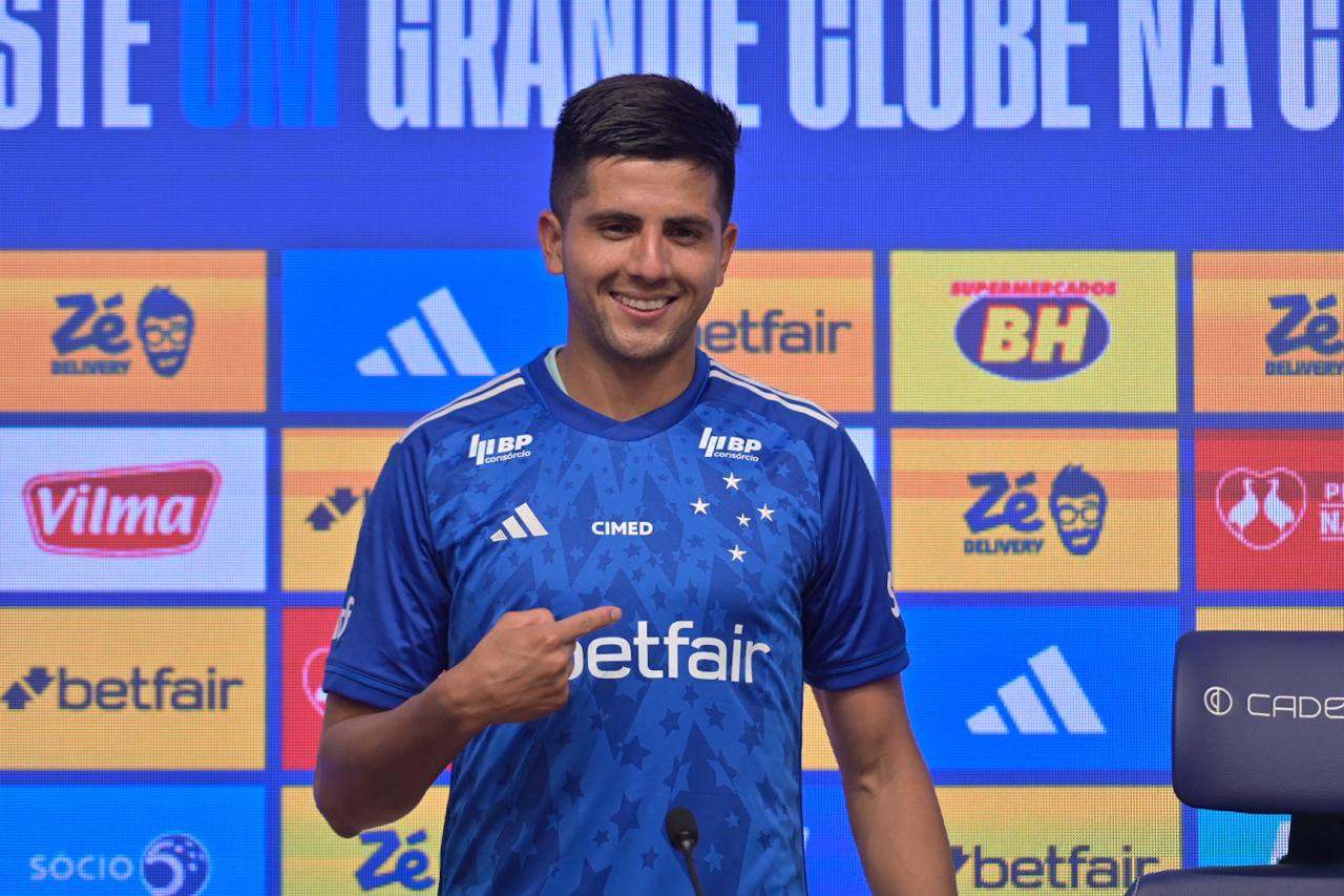 Gamarra relembra história de superação até chegar ao Cruzeiro
