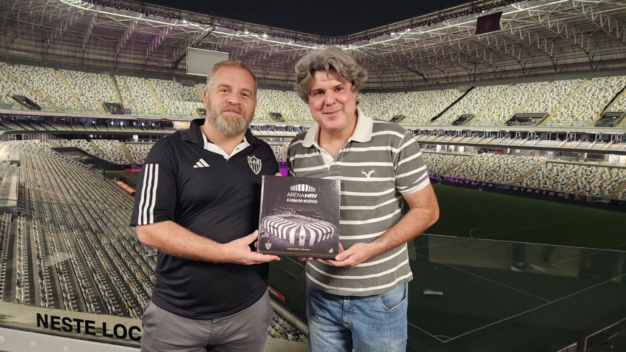 Rivelle Nunes e Caio Ducca foram os responsáveis pela obra "Arena MRV - A Casa do Atlético"