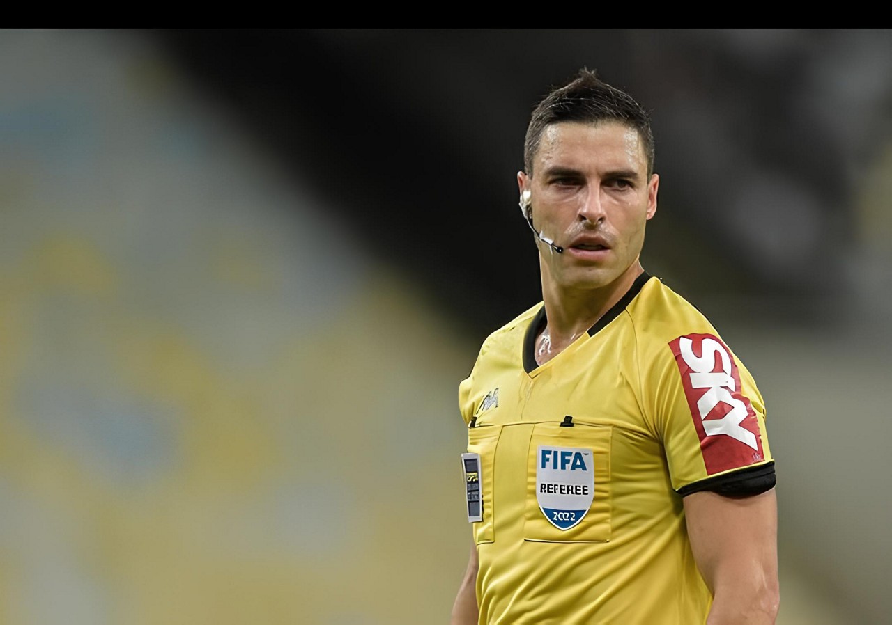 Árbitro Rodolpho Toski não vai atuar na fase final do Campeonato Mineiro