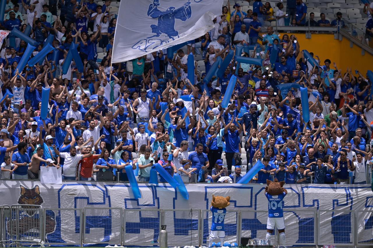 Torcida do Cruzeiro nas arquibancadas do Mineirão