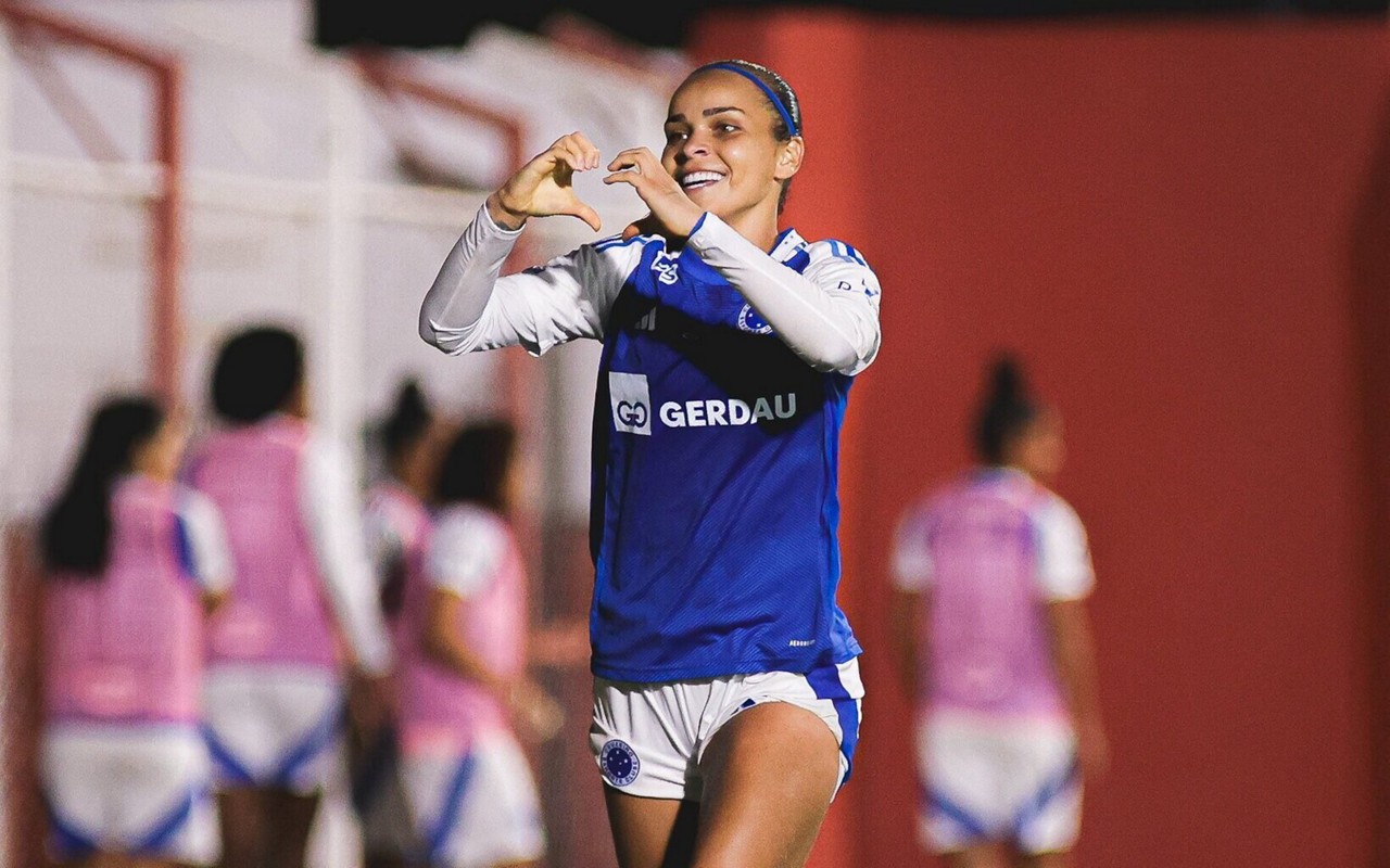 Priscila marcou o gol de empate do Cruzeiro contra o Flamengo.