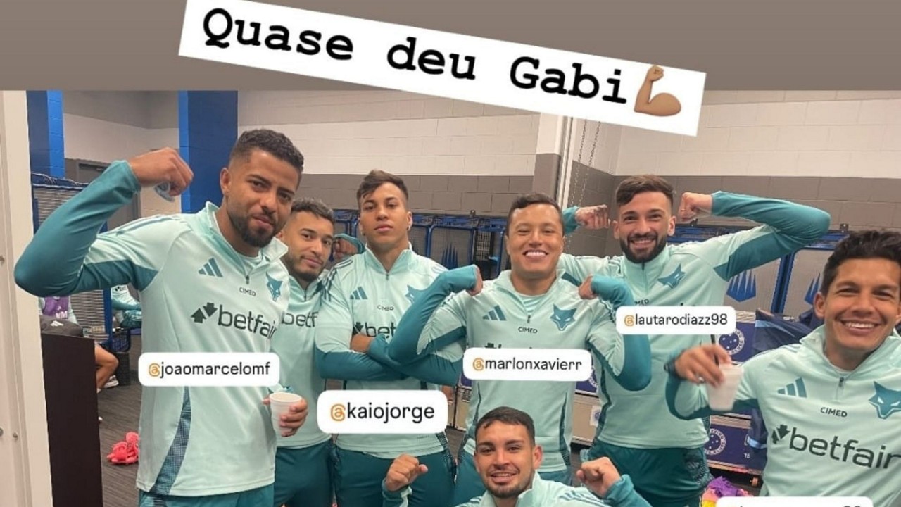 Lateral William provocou o atacante Gabigol nas redes sociais