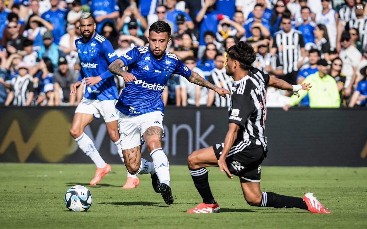 Cruzeiro e Atlético disputam clássico neste domingo (18/5), pelo Brasileirão